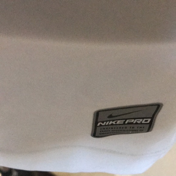 NIKE PRO COMPETITION BASE LAYER COMPRESSION MENS XL DRI- FIT FOOTBALL - Picture 12 of 14